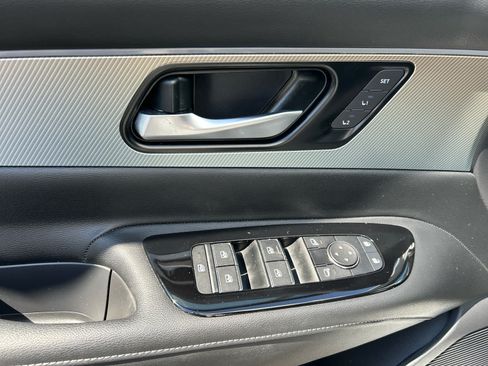 Certified 2025 Nissan Murano SL AWD/4WD image 9