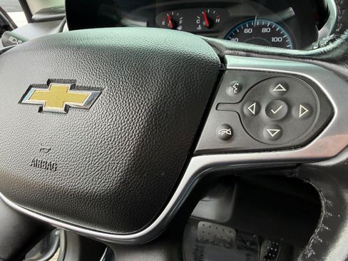 Used 2020 Chevrolet Traverse LT FWD image 29