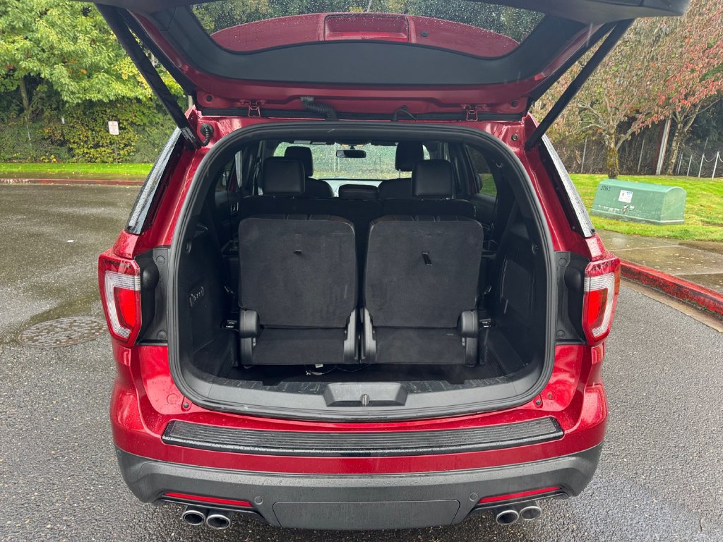 Used 2018 Ford Explorer Sport AWD/4WD image 23