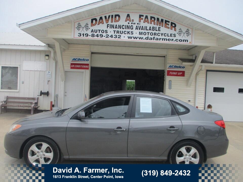 Used 2009 Hyundai Elantra SE FWD image 1