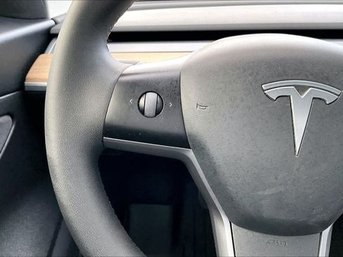 Used 2021 Tesla Model 3 Standard Range Plus RWD image 24