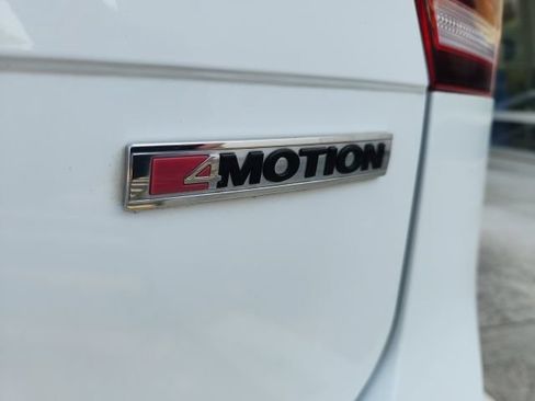 Used 2020 Volkswagen Tiguan SE R-Line AWD/4WD image 24