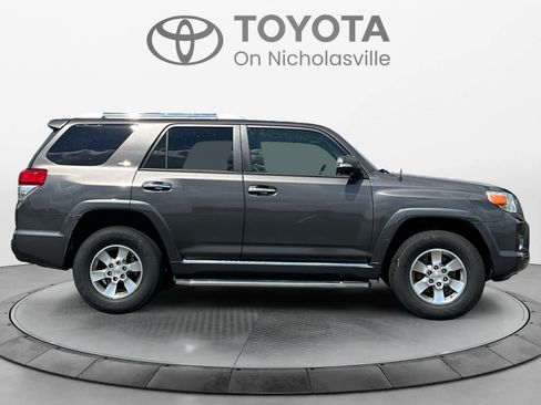 Used 2012 Toyota 4Runner SR5 w/ Convenience Pkg AWD/4WD image 6