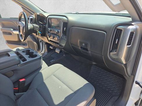 Used 2018 Chevrolet Silverado 1500 LT w/ Texas Edition RWD image 21