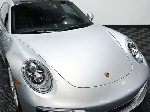 Used 2019 Porsche 911 Carrera 4S image 12