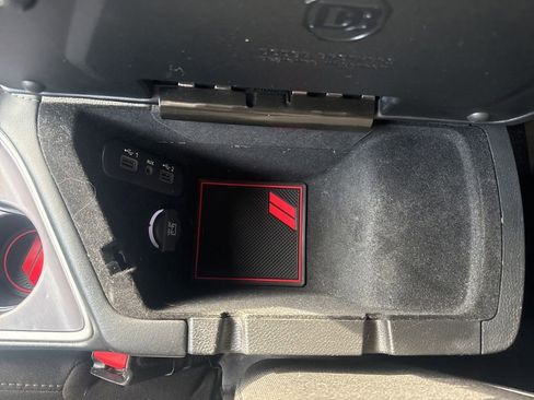 Used 2022 Dodge Challenger GT AWD/4WD image 23