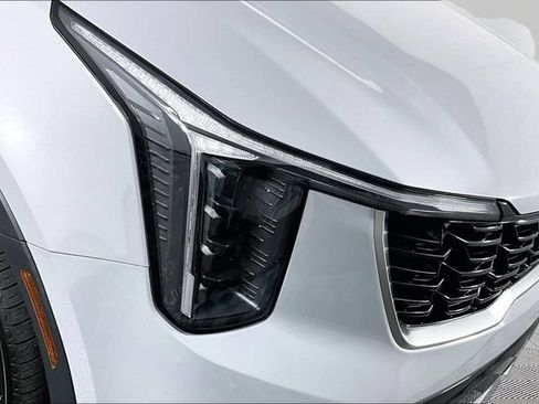 Certified 2025 Kia Sorento S w/ Panoramic Sunroof Package FWD image 31