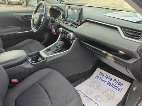 Used 2020 Toyota RAV4 LE w/ All Weather Liner Package image 17