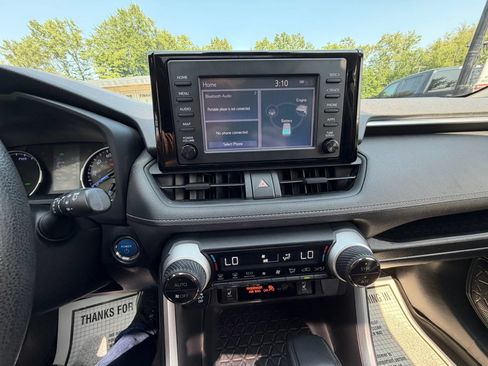 Used 2019 Toyota RAV4 XLE w/ Convenience Package AWD/4WD image 24