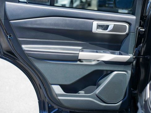 Certified 2023 Ford Explorer XLT AWD/4WD image 19
