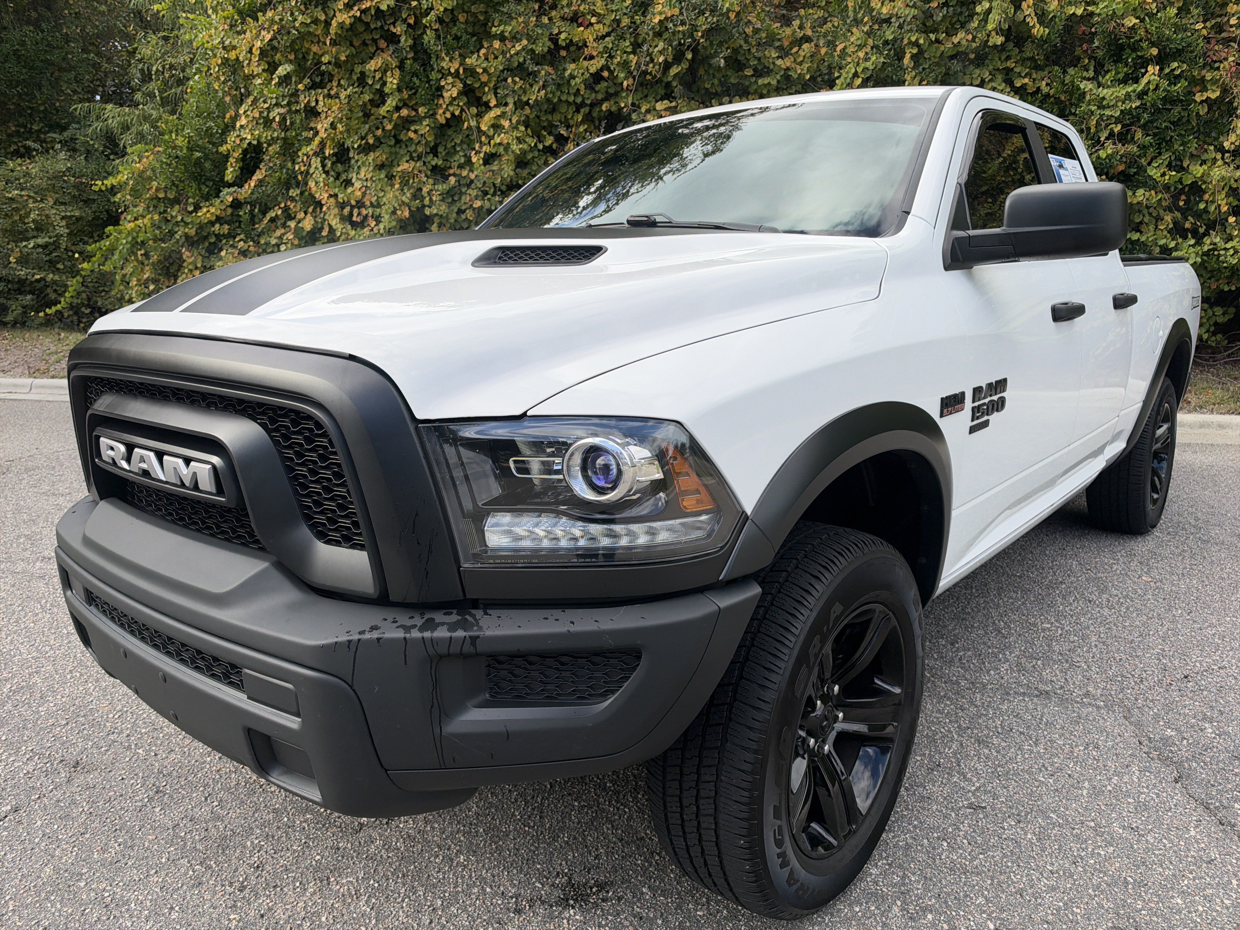 Used 2024 RAM 1500 Warlock AWD/4WD image 5