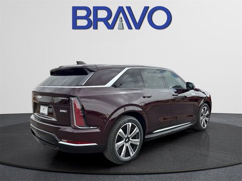 New 2026 Cadillac Escalade IQ Luxury 1 w/ LPO, Floor Liner Package image 4