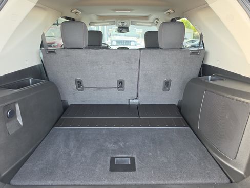 Used 2016 Chevrolet Equinox LT image 11