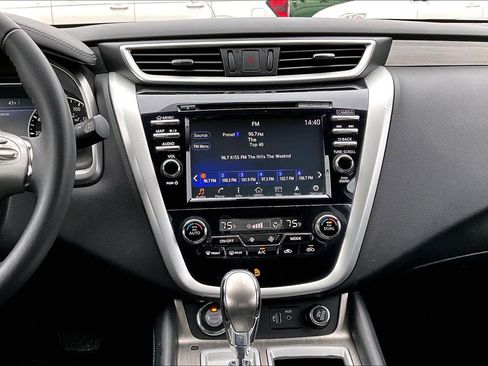 Used 2018 Nissan Murano SV image 6