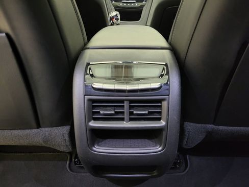 Used 2024 Cadillac XT5 Premium Luxury image 51