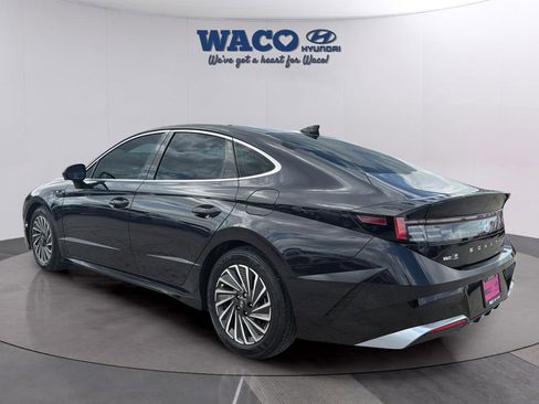 Used 2025 Hyundai Sonata Limited image 8