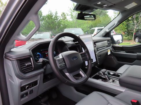 New 2025 Ford F150 Lightning Flash image 9