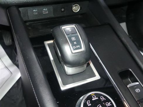 Used 2024 Mitsubishi Outlander SE AWD/4WD image 39