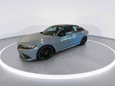 Used 2022 Honda Civic Sport image 4