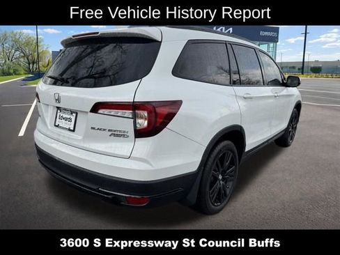 Used 2022 Honda Pilot Black Edition image 3