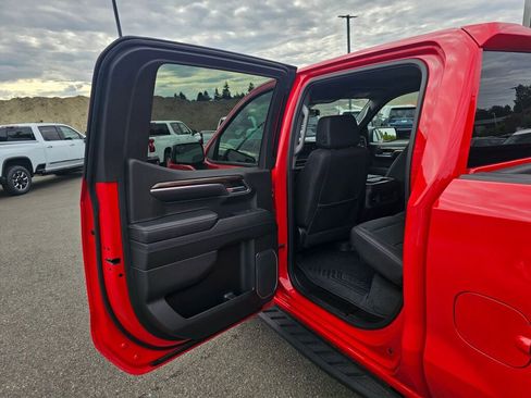 Used 2024 Chevrolet Silverado 1500 LT Trail Boss w/ Convenience Package II AWD/4WD image 20