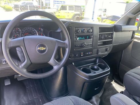Used 2024 Chevrolet Express 2500 w/ Driver Convenience Package RWD image 9