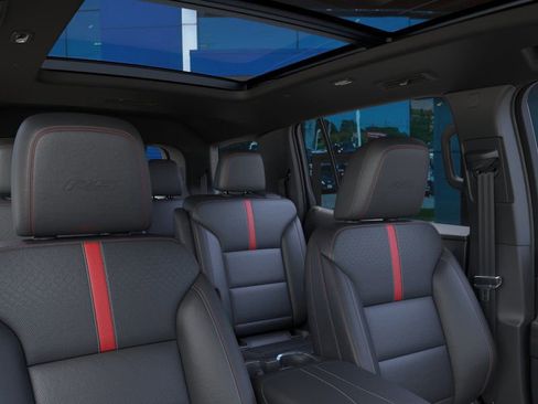 New 2026 Chevrolet Traverse RS image 24