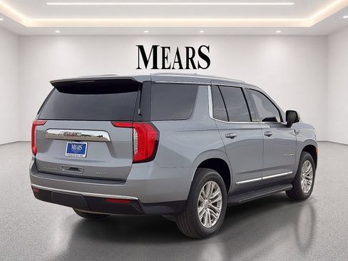 Used 2023 GMC Yukon SLT w/ SLT Luxury Package RWD image 5
