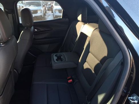 Used 2023 Chevrolet TrailBlazer RS w/ Sun and Liftgate Package image 28