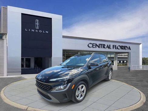 Used 2023 Hyundai Kona SEL w/ Convenience Package FWD image 8