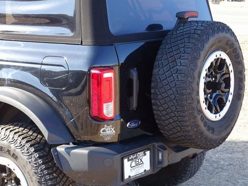 Used 2023 Ford Bronco Big Bend w/ Sasquatch Package image 31