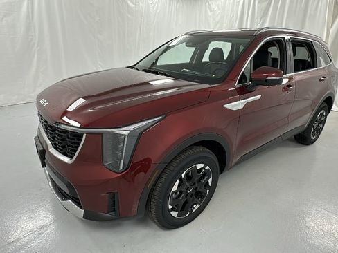 New 2025 Kia Sorento S image 7