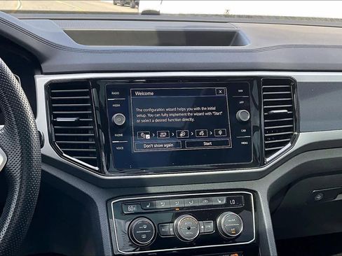 Used 2022 Volkswagen Atlas SEL R-Line image 6