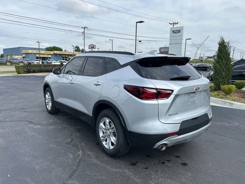 Used 2021 Chevrolet Blazer LT FWD image 8