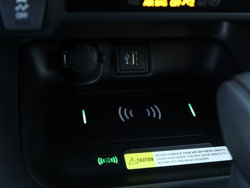 Used 2024 Toyota RAV4 XLE image 12