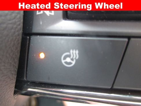 Used 2024 Chevrolet Traverse RS AWD/4WD image 33