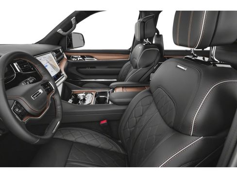 Used 2025 Jeep Grand Wagoneer Series II Obsidian w/ Quick Order Packagew 28T image 10