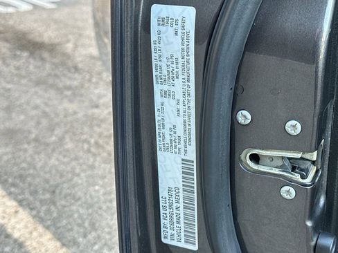 Used 2024 RAM 3500 Tradesman w/ Chrome Appearance Group image 33