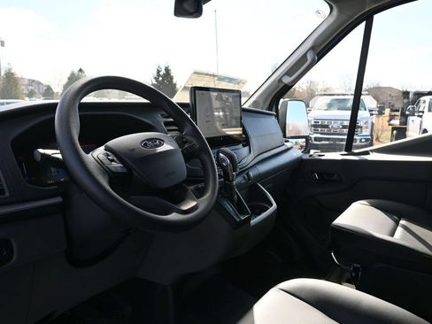 New 2026 Ford Transit 250 148 Medium Roof w/ Load Area Protection Package RWD image 20