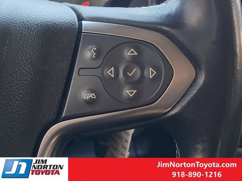 Used 2018 Chevrolet Silverado 1500 LT w/ All Star Edition image 30