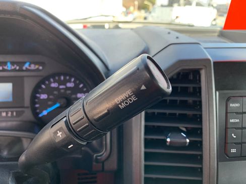 Used 2020 Ford F250 XL image 20