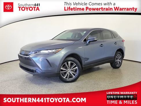 Used 2021 Toyota Venza LE AWD/4WD image 1