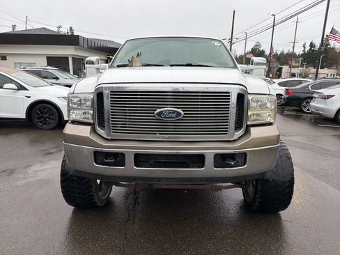 Used 2005 Ford F250 Lariat image 8