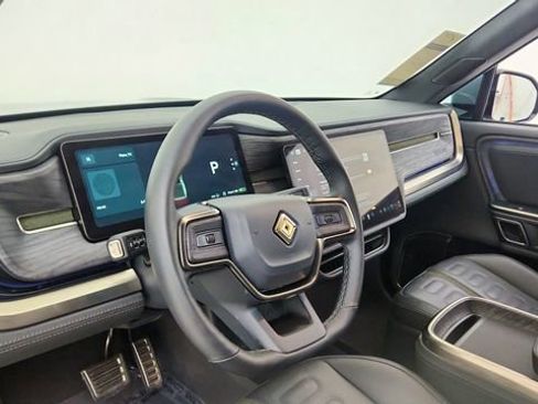 Used 2023 Rivian R1T Adventure image 19