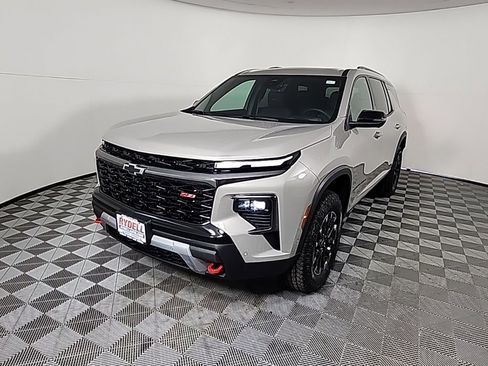 New 2026 Chevrolet Traverse Z71 w/ Enhanced Driving Package image 4