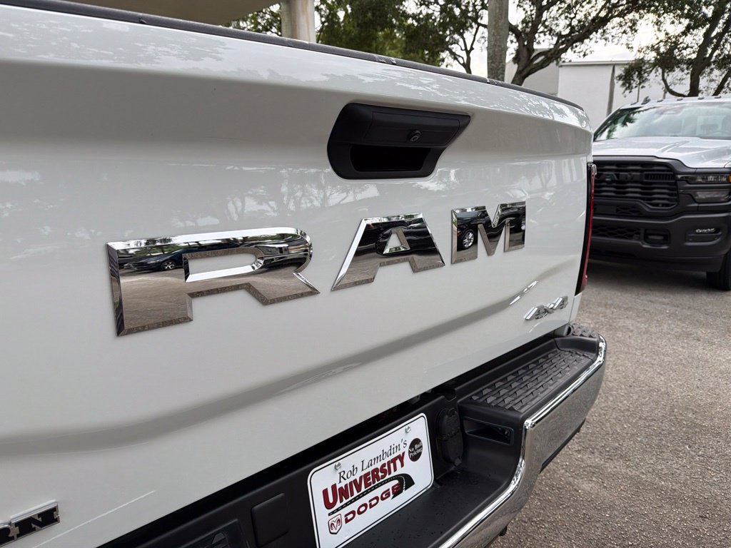 Used 2025 RAM 3500 Big Horn AWD/4WD image 24