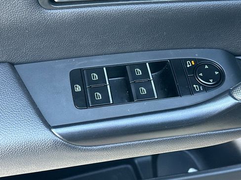 Used 2024 MAZDA CX-50 AWD 2.5 S w/ Preferred Package image 12