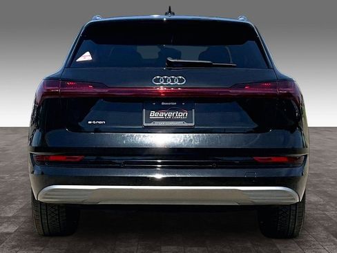 Used 2019 Audi e-tron Prestige w/ Prestige Package AWD/4WD image 6