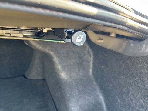 Used 2024 Nissan Altima 2.5 SV image 10