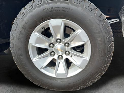 Used 2022 Chevrolet Silverado 1500 LT w/ Bed Protection Package image 8